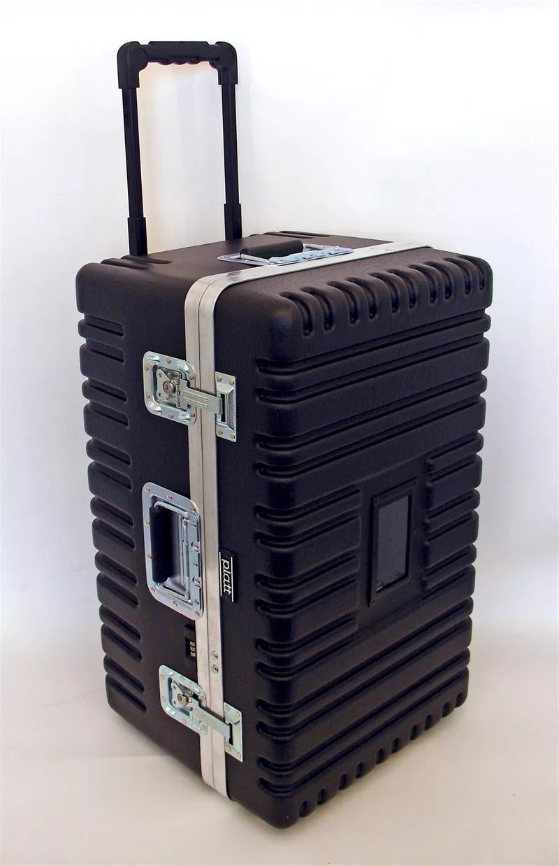 261613AH HEAVY-DUTY ATA CASE WITH WHEELS AND TELESCOPING HANDLE