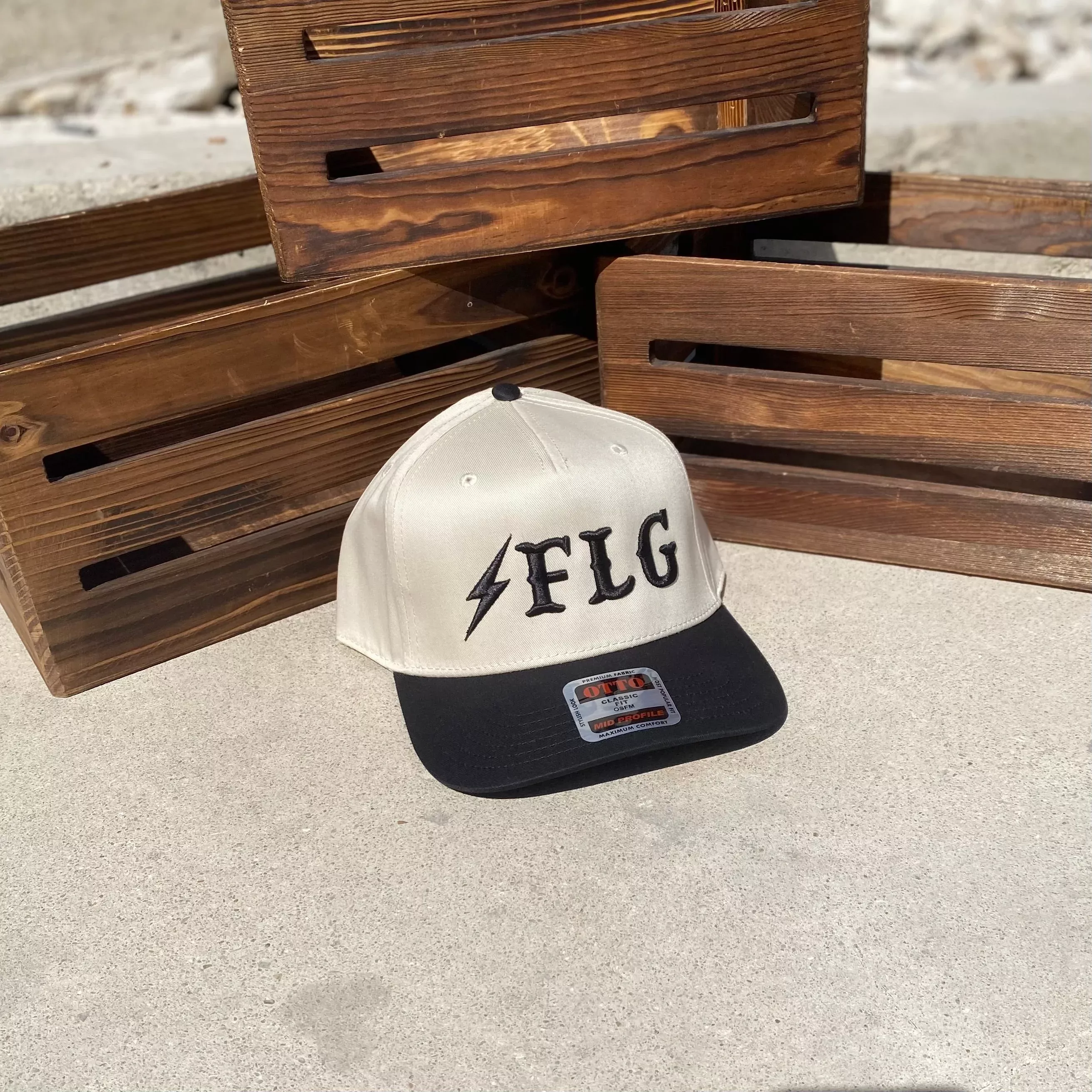 Black & Natural Otto Unisex Hat