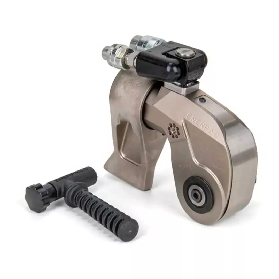 Enerpac 3225' lbs Torque, 1" Square Drive Hydraulic Torque Wrench with Pro Series Swivel S3000PX