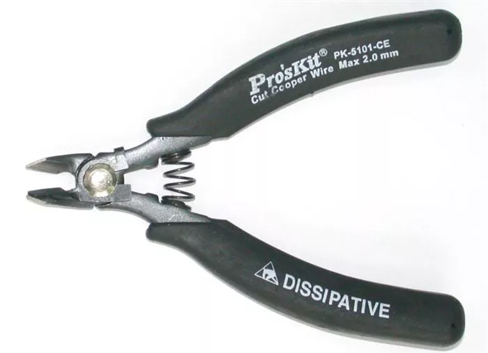 Heavy Duty Cutter w/Safety Clip
