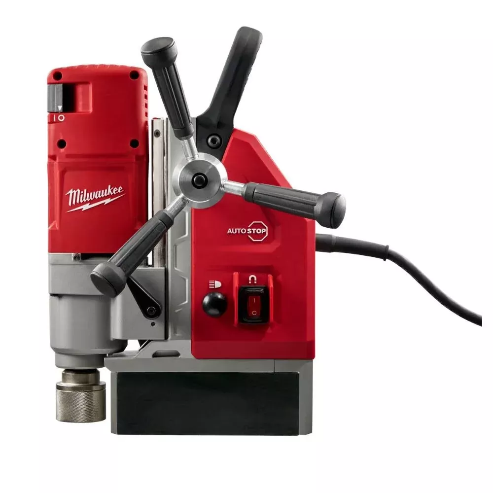 Milwaukee 4272-21 COMPACT MAG DRILL W/CASE